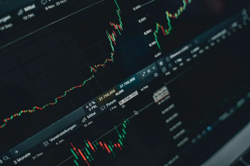 Every Edge Expires: How to Spot When Your Betting Strategy Is Dying — and Build One That Lasts