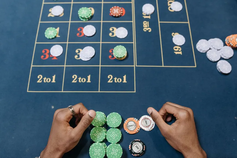 The Long Game Pays: How Futures Bettors Build Season-Long Value While Everyone Else Chases Weekly Lines